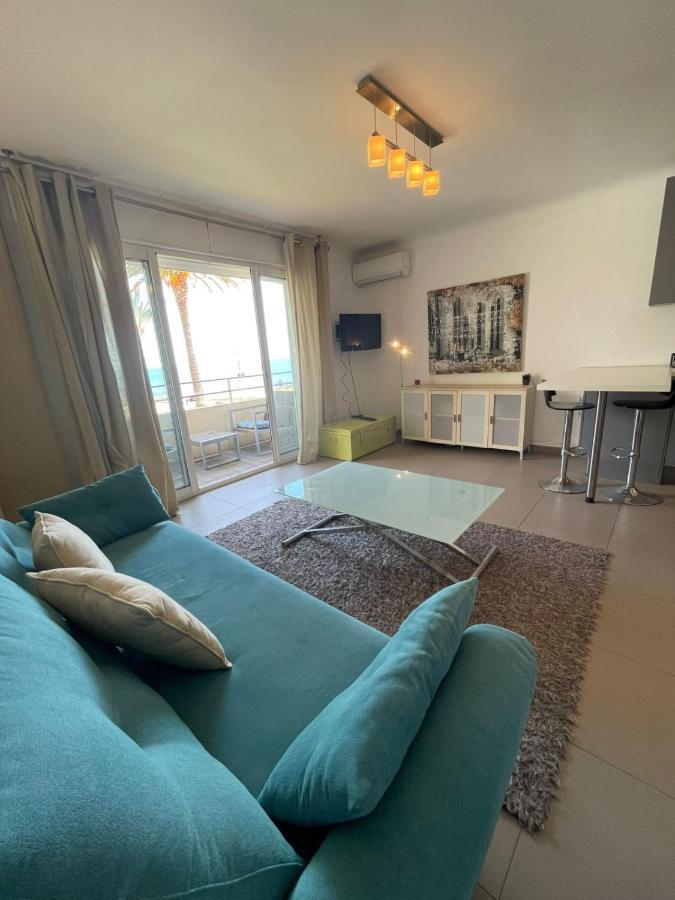 Fully Equipped Beachfront Studio In The Heart Of The City Center Bd Leclerc أنتيب المظهر الخارجي الصورة
