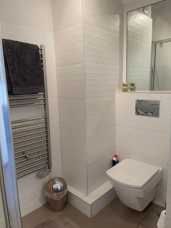Fully Equipped Beachfront Studio In The Heart Of The City Center Bd Leclerc أنتيب المظهر الخارجي الصورة